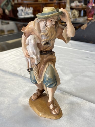 Krippenfigur hirte mit lamm - hirte,