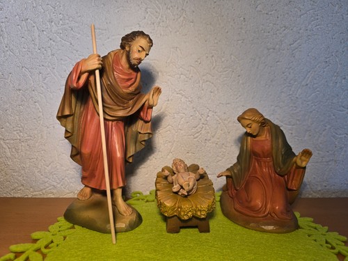 Carolus krippe hlg familie 4 - carolus,